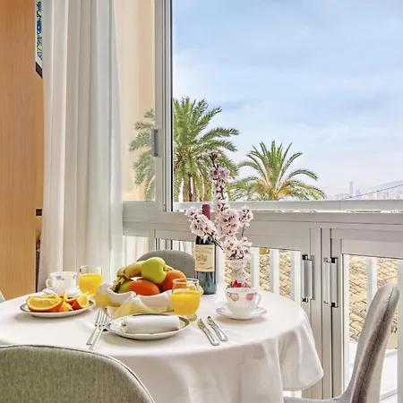 M Y G Апартаменты Бенидорм